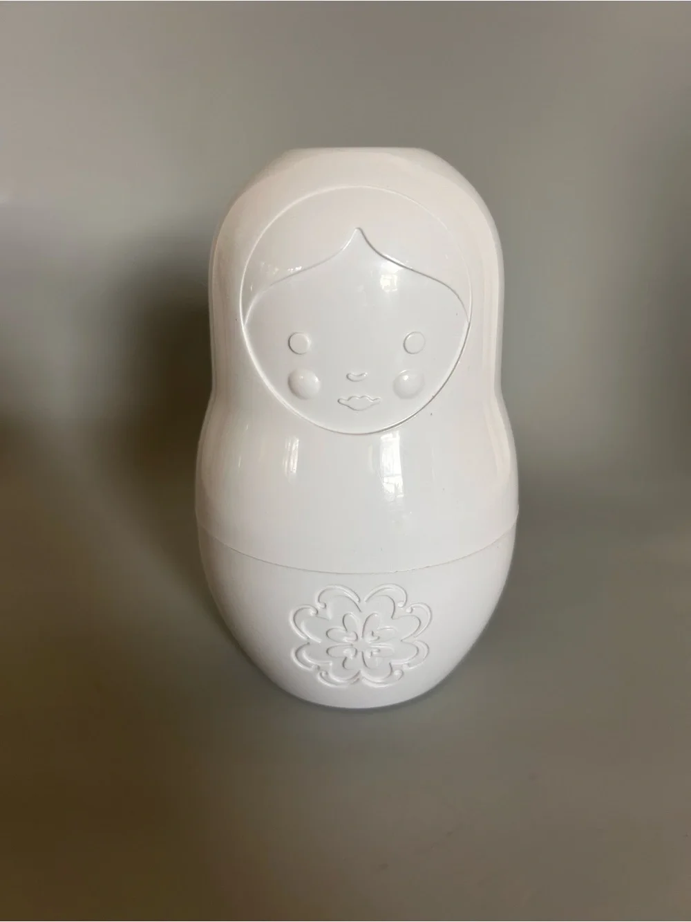 2009 Fred Matryoshkas Measuring Cups Russian Nesting Dolls White Modern Baking